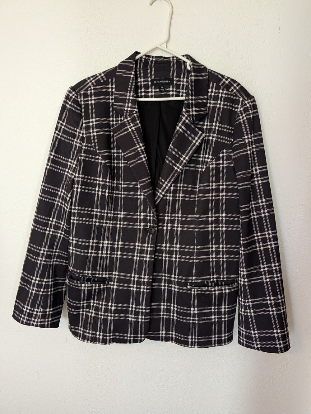 41 Hawthorn Black and White Plaid Blazer Pre Owned Size 2XL